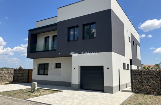 Teslino naselje, pametna dvojna kuća!