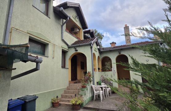 Novo selo, porodična kuća sa potkrovljem!