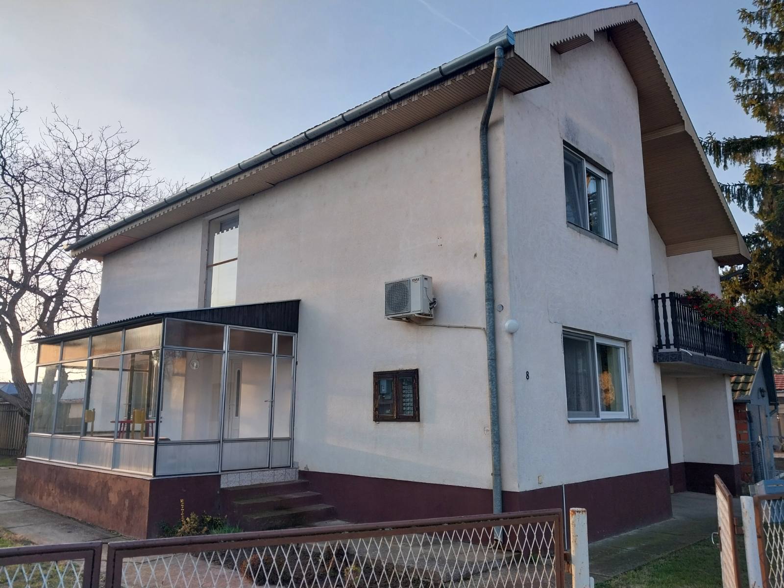 Palić, samostalna kuća na sprat!