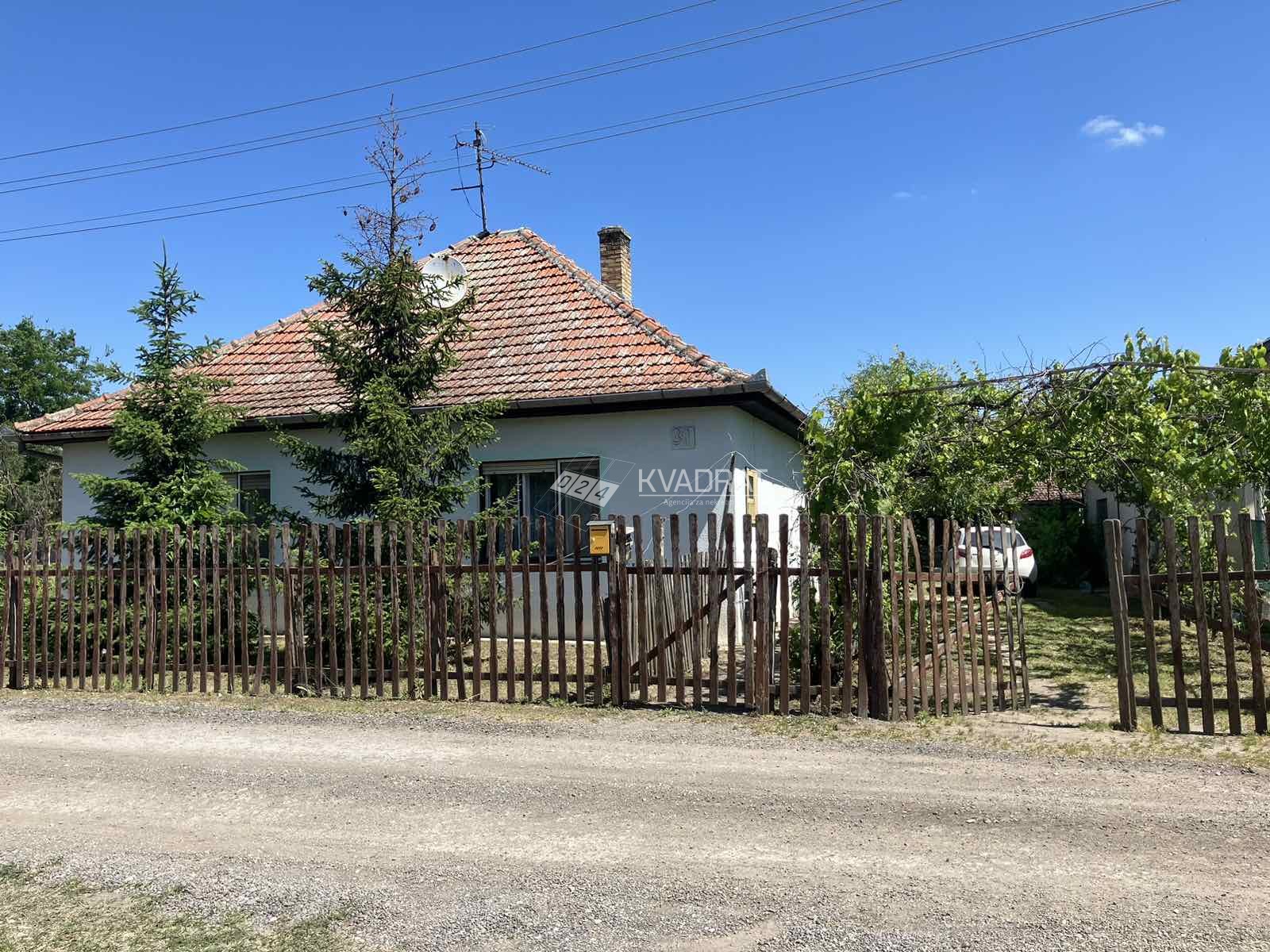 Makova Sedmica, prizemna samostalna kuća!