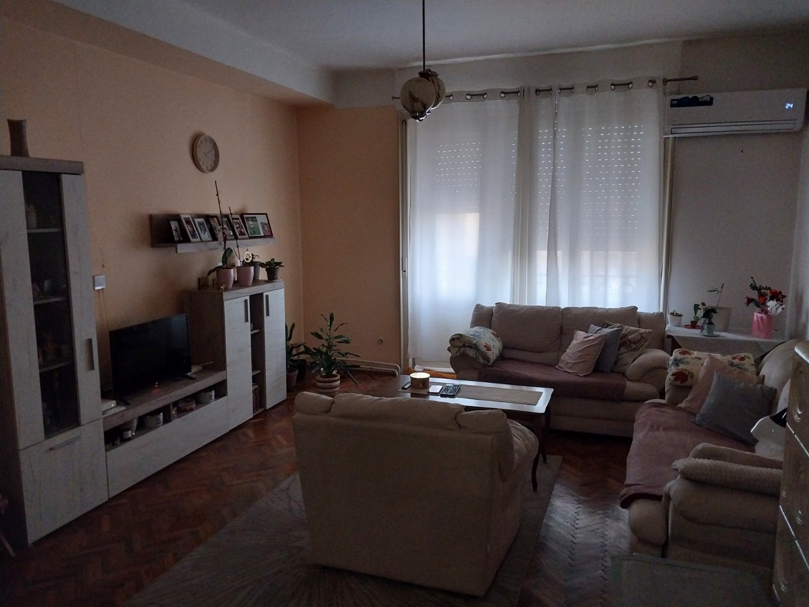 Centar, garsonjera i četvorosoban stan u jednom!