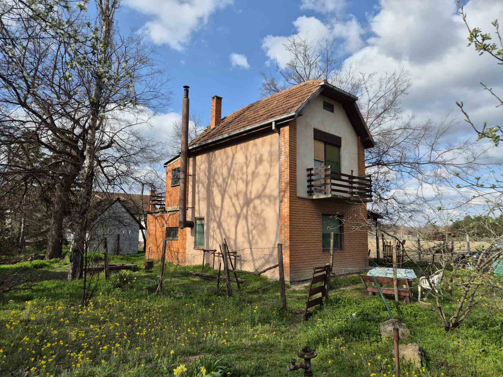 Makova sedmica, spratna kuća!