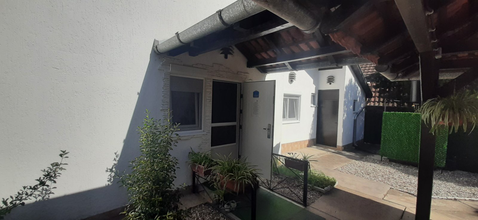 Palić, trosobna kuća u vikend naselju!