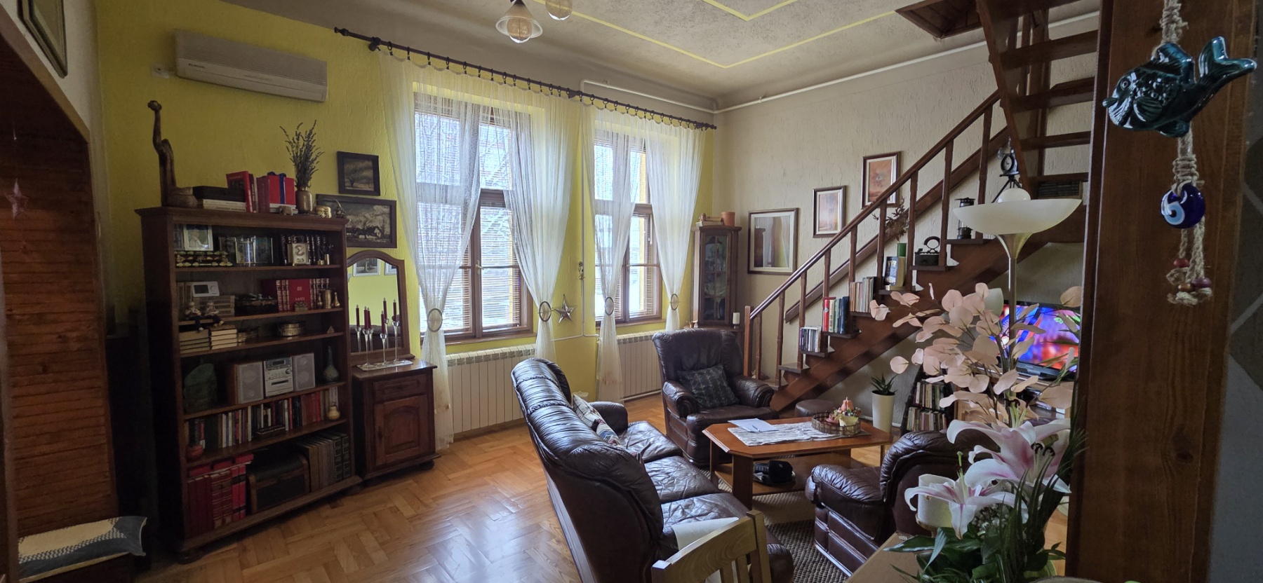 Kertvaroš, četvorosobni duplex stan.