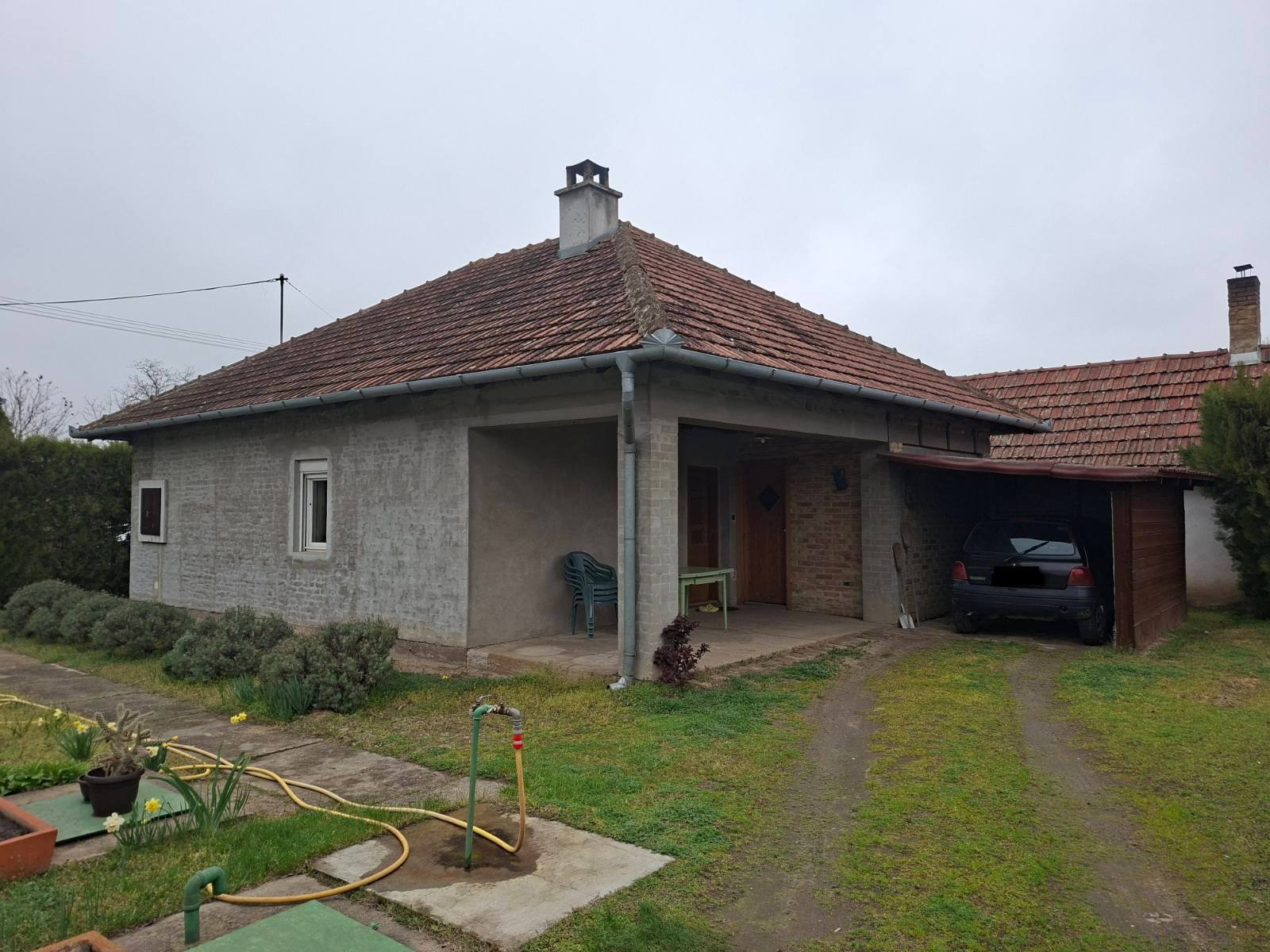 Peščara, samostalna useljiva prizemna kuća!