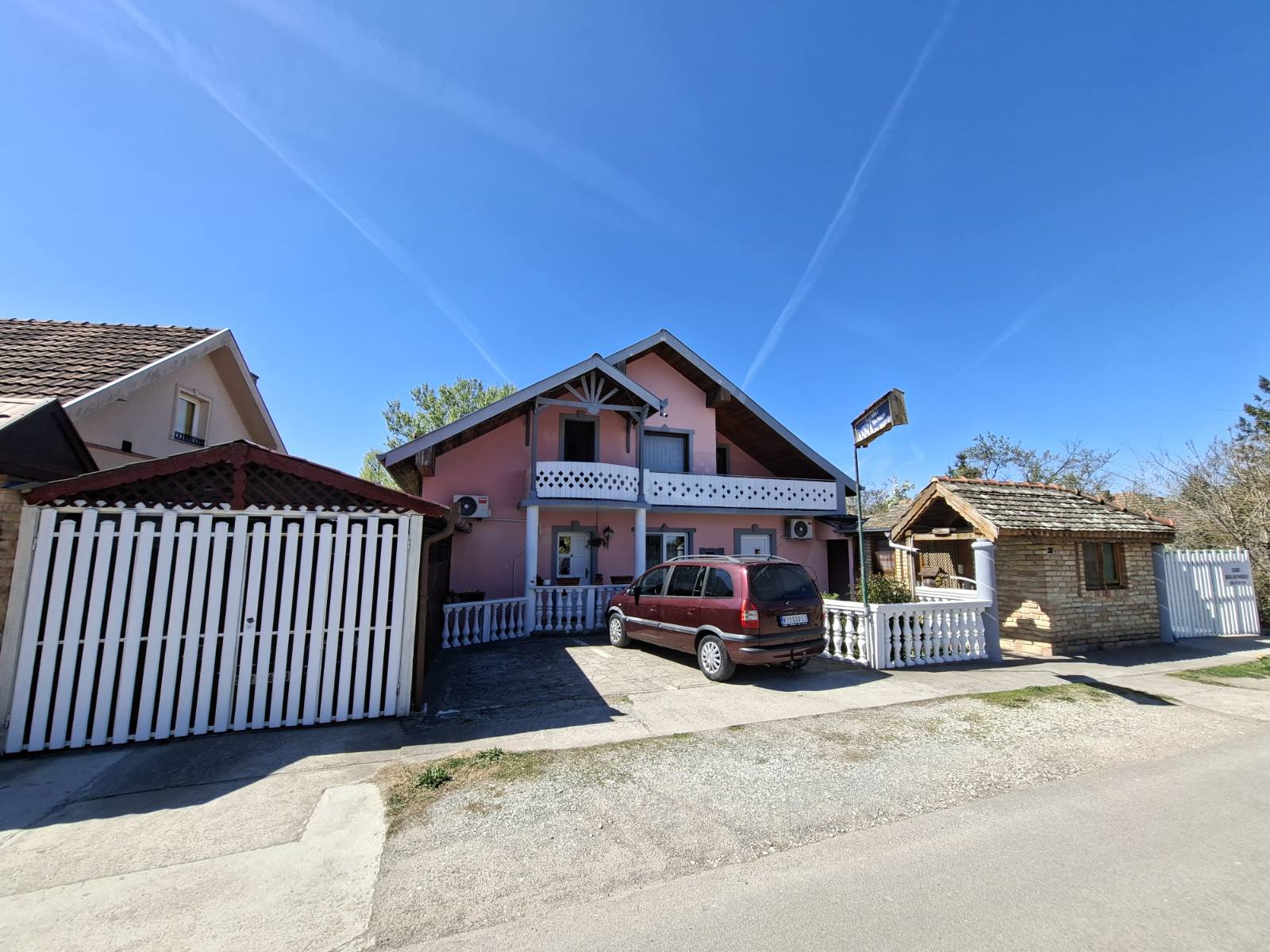 Palić, kuća sa apartmanima!