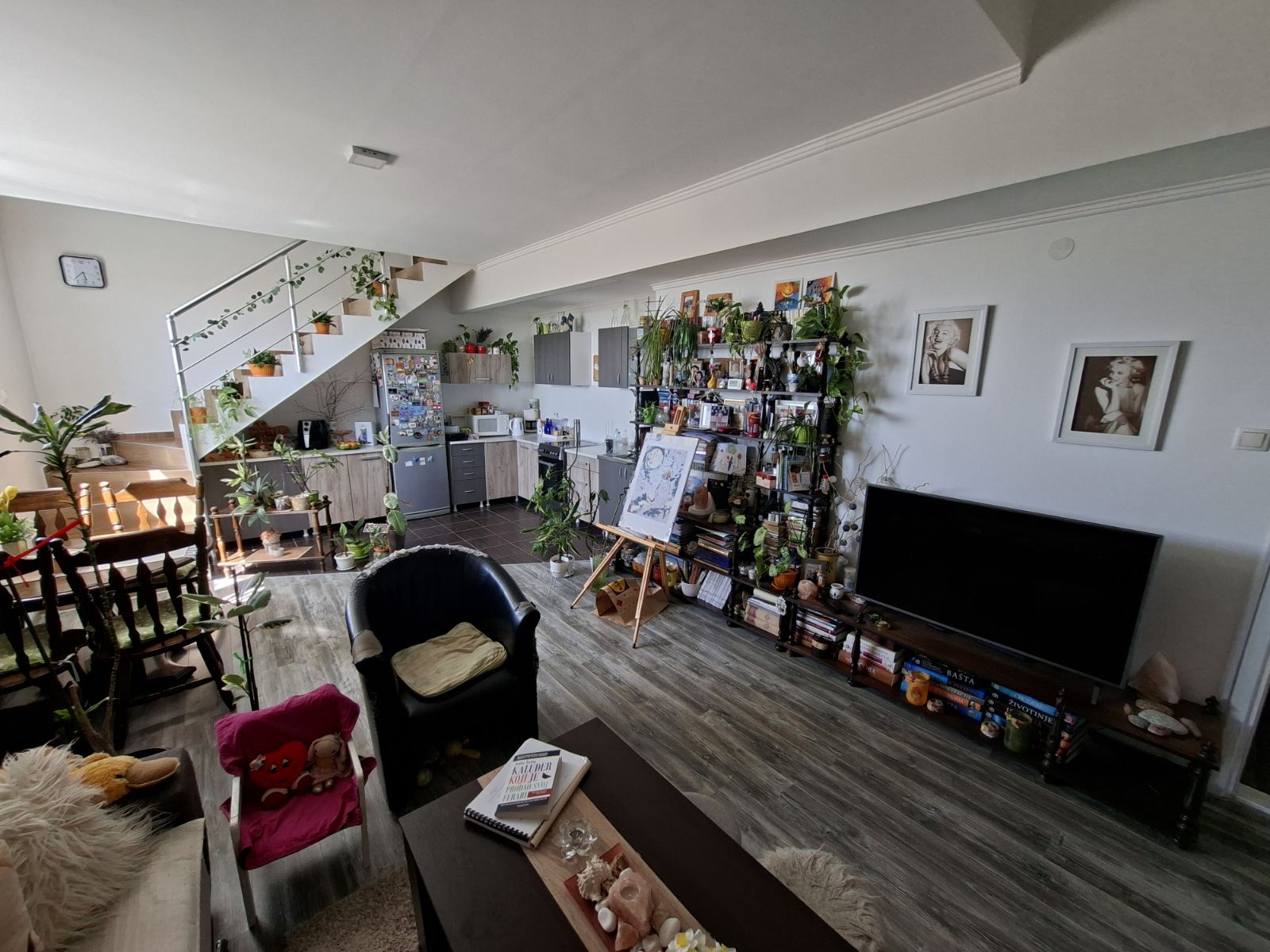 Kertvaroš, trosoban duplex stan