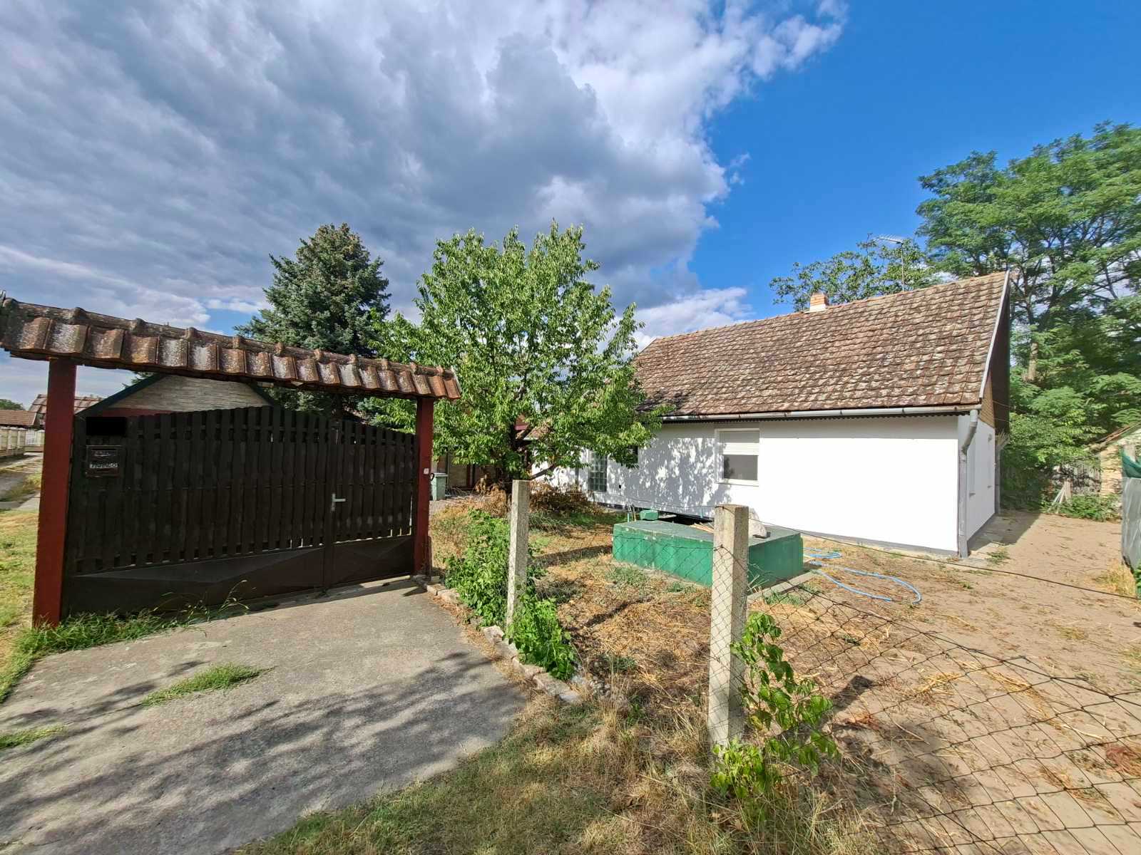 Palić, trosobna prizemna samostalna kuća!