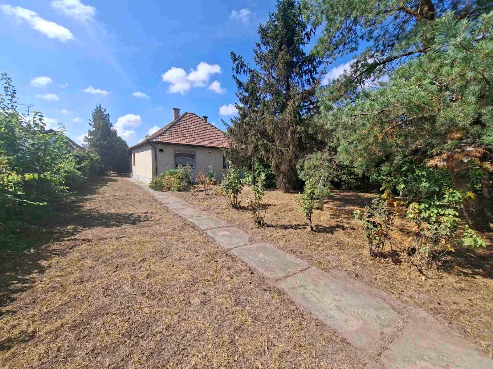 Peščara, četvorosobna prizemna legalizovana kuća!